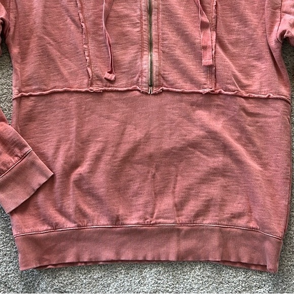 Wonderly 1/2 Zip Hoodie - Picture 4 of 7